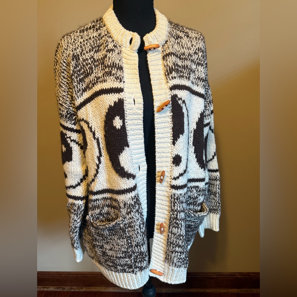 MOTHER The Long Drop Cardigan Yin Yang Print XS Rare Chunky Knit - Picture 3 of 11